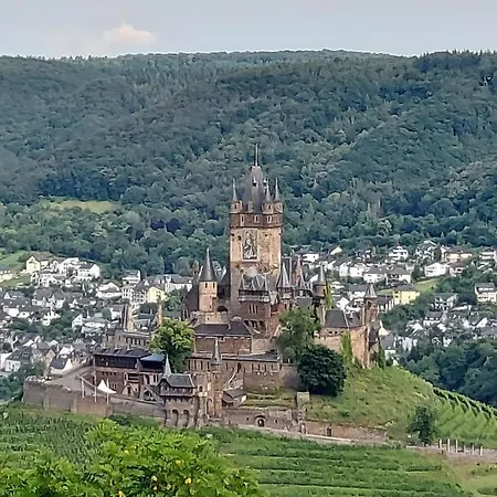 Julia アパート *
